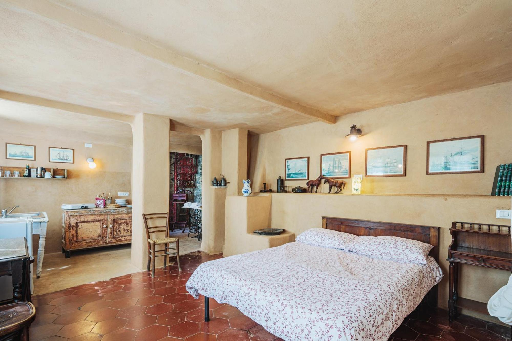 Agriturismo Di Charme E Ristorante Stallato Il Filo Di Paglia Carro Luaran gambar