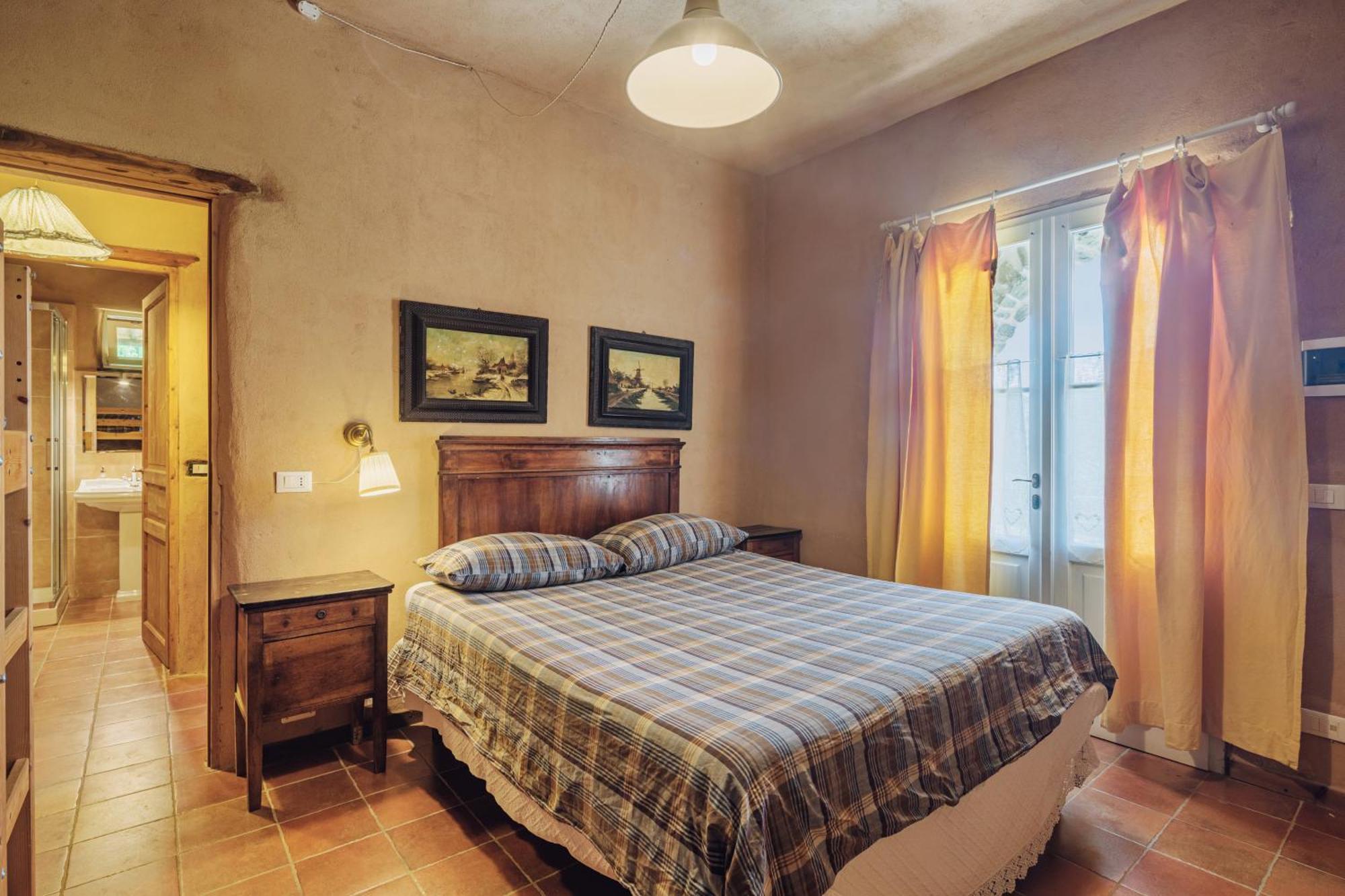 Agriturismo Di Charme E Ristorante Stallato Il Filo Di Paglia Carro Luaran gambar